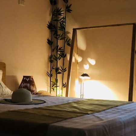 Hola Homestay Hanoi Esterno foto