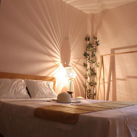 Hola Homestay Hanoi Esterno foto