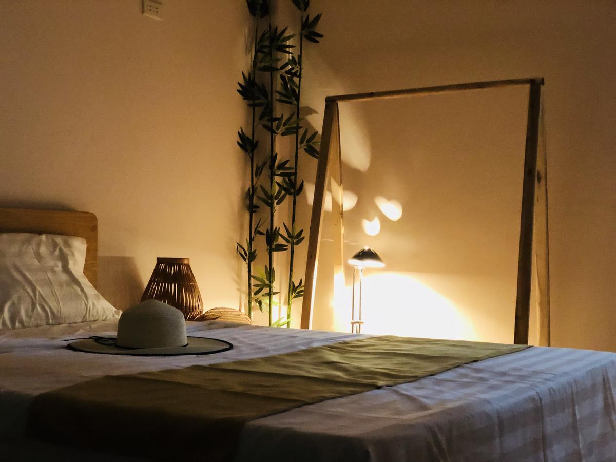Hola Homestay Hanoi Esterno foto