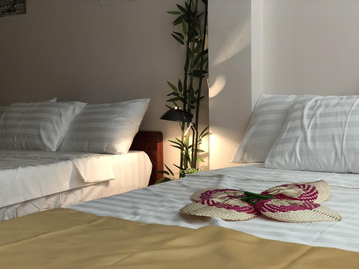 Hola Homestay Hanoi Esterno foto